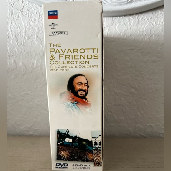Pavarotti & Friends Collection DVD Box Set - Picture 4 of 5